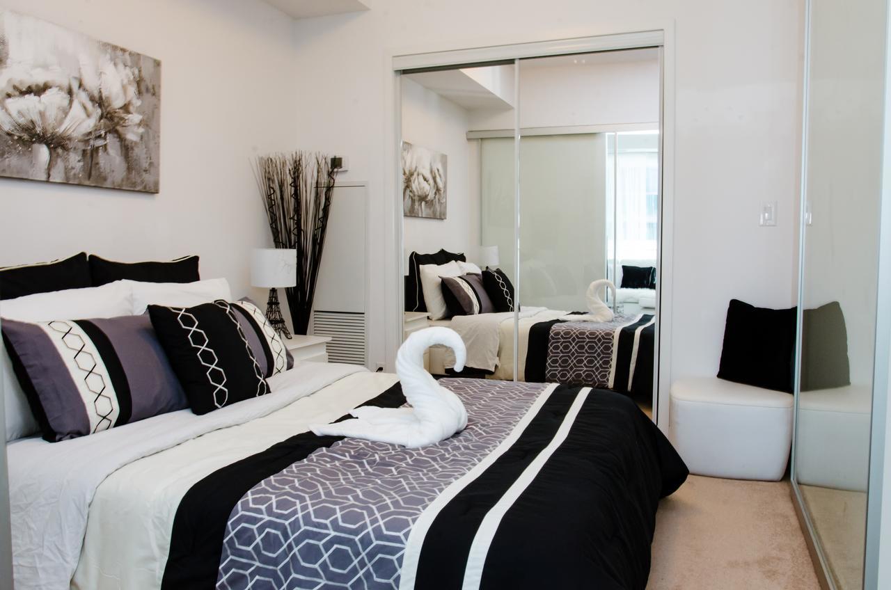 Royal Stays Condominiums - Upscale Downtown Suites Toronto Exteriér fotografie