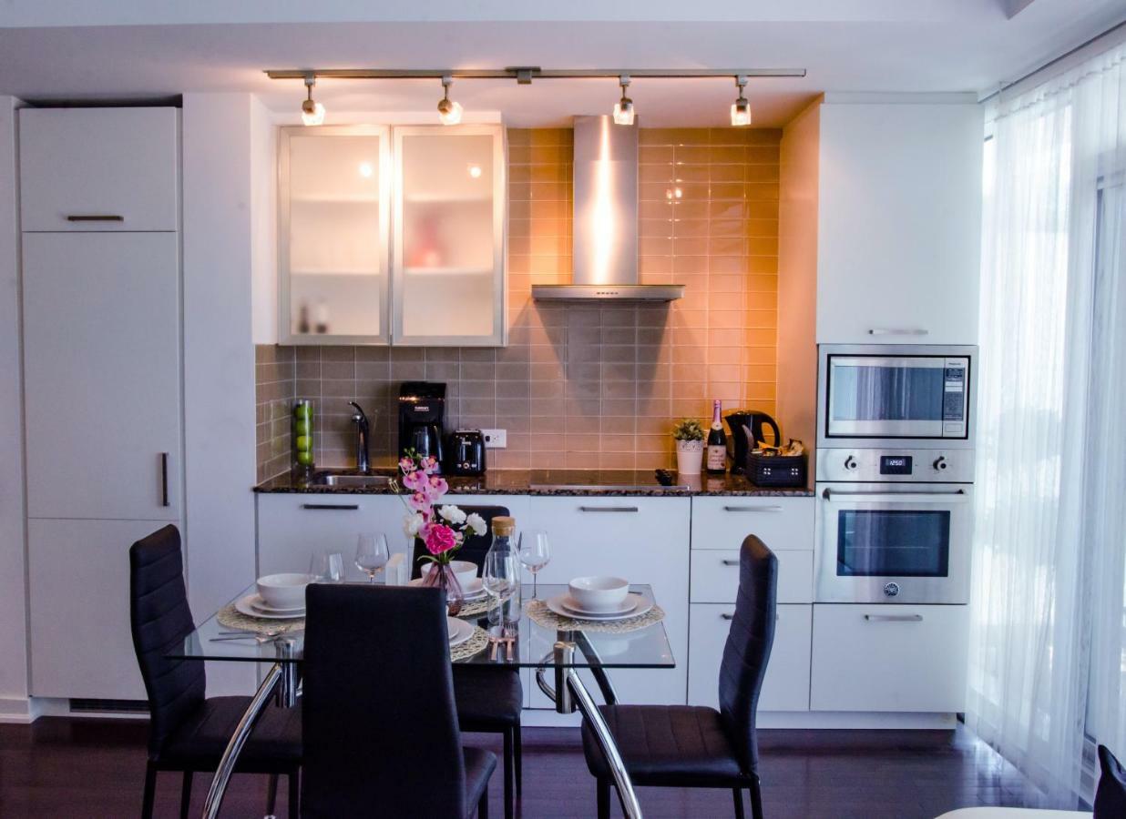 Royal Stays Condominiums - Upscale Downtown Suites Toronto Exteriér fotografie